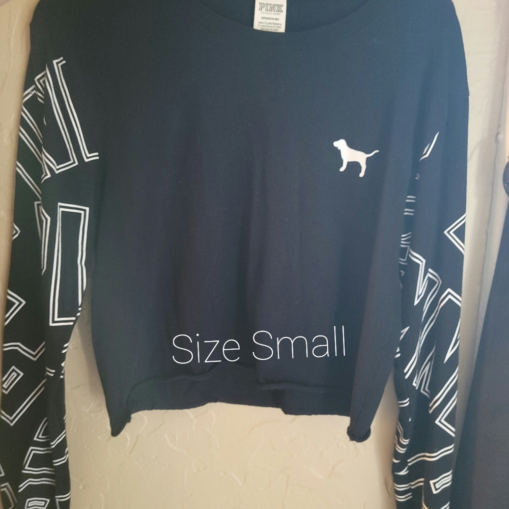 VS pink cropped long sleeve